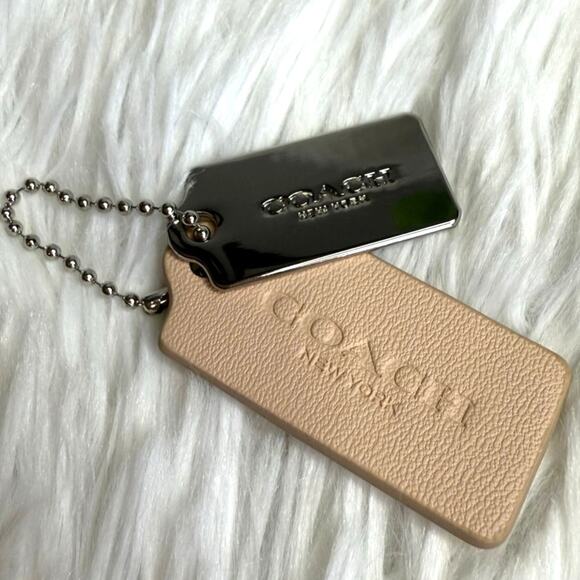 COACH Replacement Hang Tag Key Fob Bag Charm - Picture 1 of 2